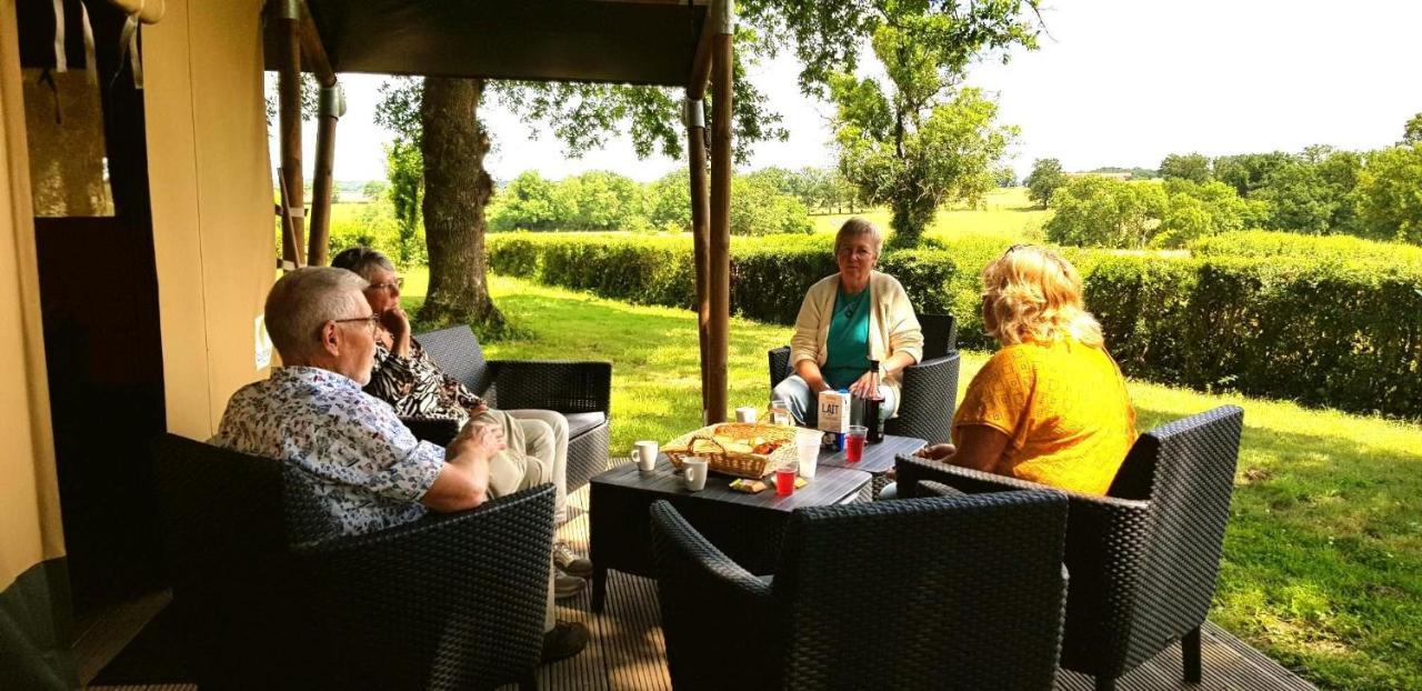 Glamping Les Arbres, Luxe Safaritent Met Zwembad Cronat エクステリア 写真