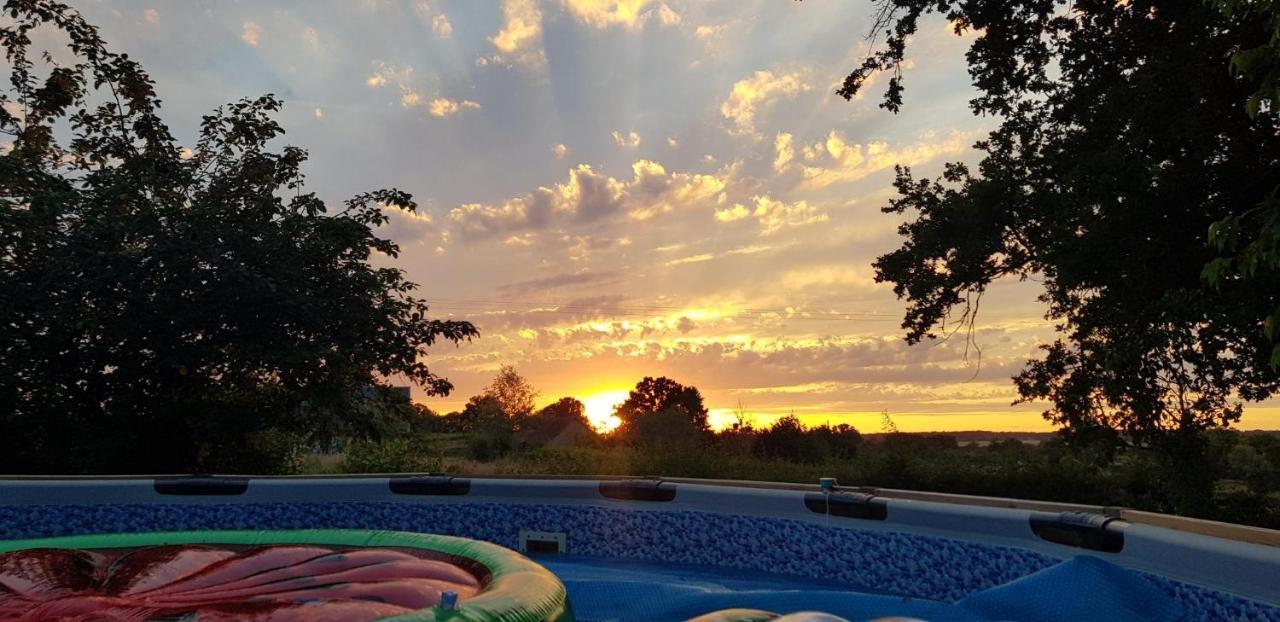 Glamping Les Arbres, Luxe Safaritent Met Zwembad Cronat エクステリア 写真