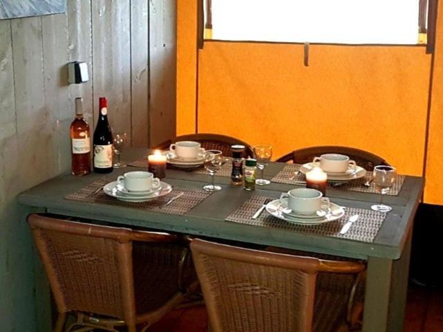 Glamping Les Arbres, Luxe Safaritent Met Zwembad Cronat エクステリア 写真