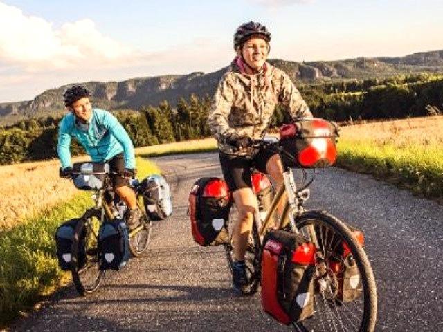 Glamping Les Arbres, Luxe Safaritent Met Zwembad Cronat エクステリア 写真